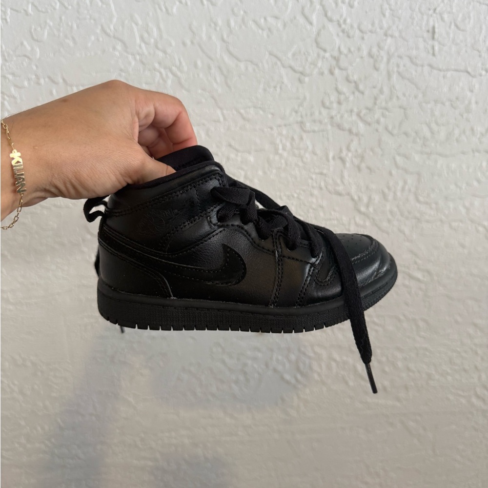 Nike Kids Black High-Top Sneakers